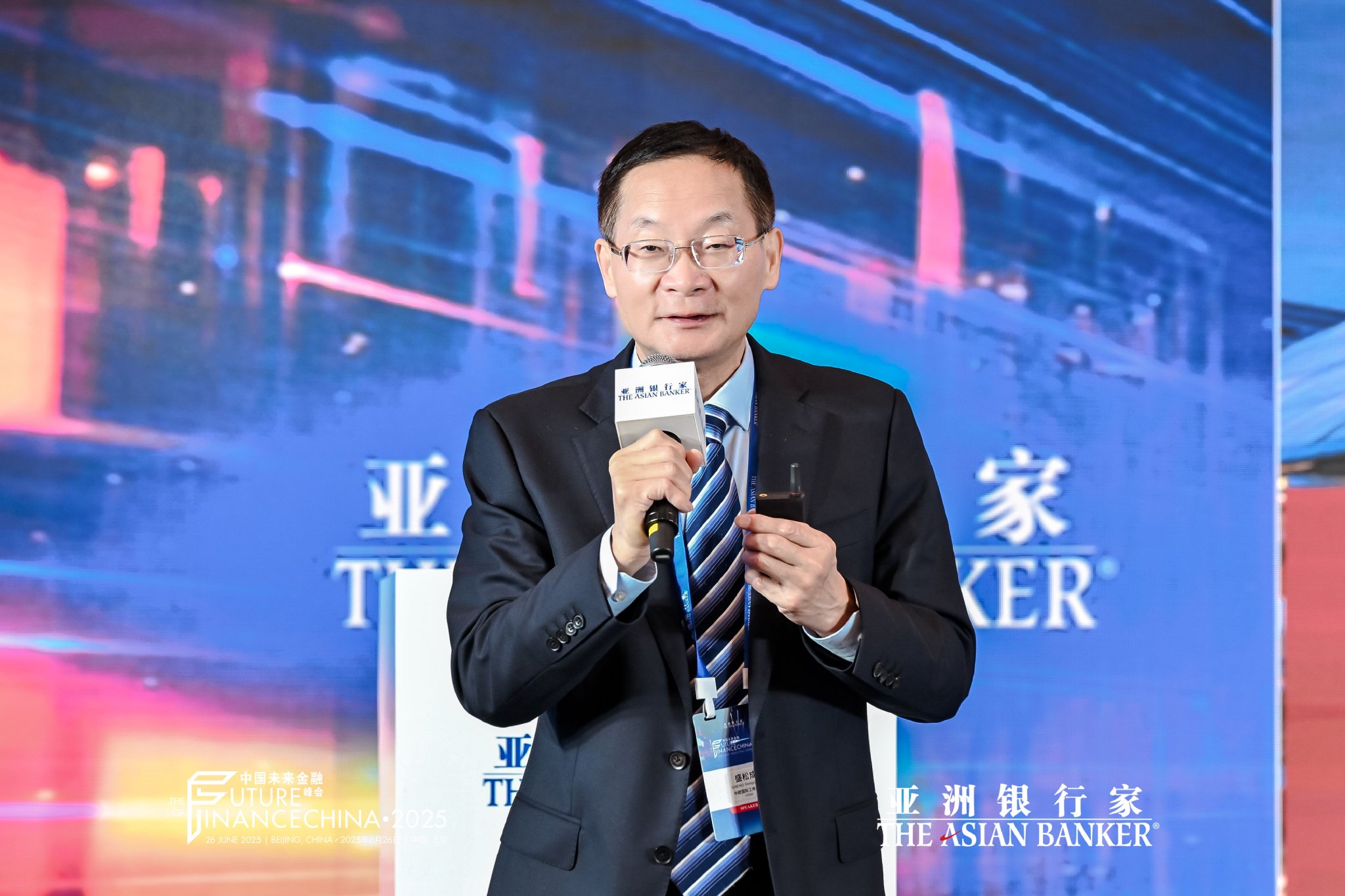 盛松成：我国服务消费仍有较大提升空间