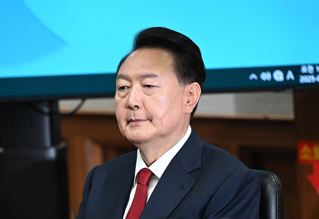 指示警卫亮枪、删电话记录 尹锡悦受指控罪名细节披露