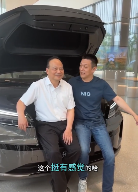宁德时代曾毓群到访蔚来体验乐道L90 李斌：感谢曾总点赞