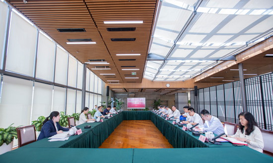 上海清算所总经理许再越会见中国农业发展银行战略总监杜彦坤一行